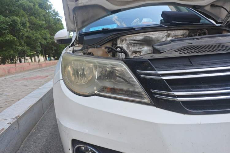 Used Volkswagen Tiguan 2012 1.8TSI Automatic All-Wheel Drive Elite Edition Right Front Headlight