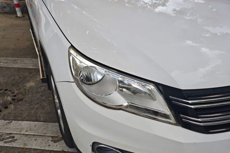Used Volkswagen Tiguan 2012 1.8TSI Automatic Two-Wheel Drive Elite Edition Right Front Headlight