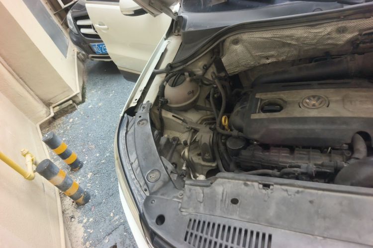 Used Volkswagen Tiguan 2012 2.0 TSI Comfort Edition Right Front Headlight
