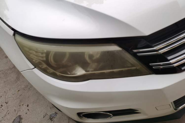 Used Volkswagen Tiguan 2012 2.0 TSI Automatic All-Wheel Drive Elite Edition Right Front Headlight