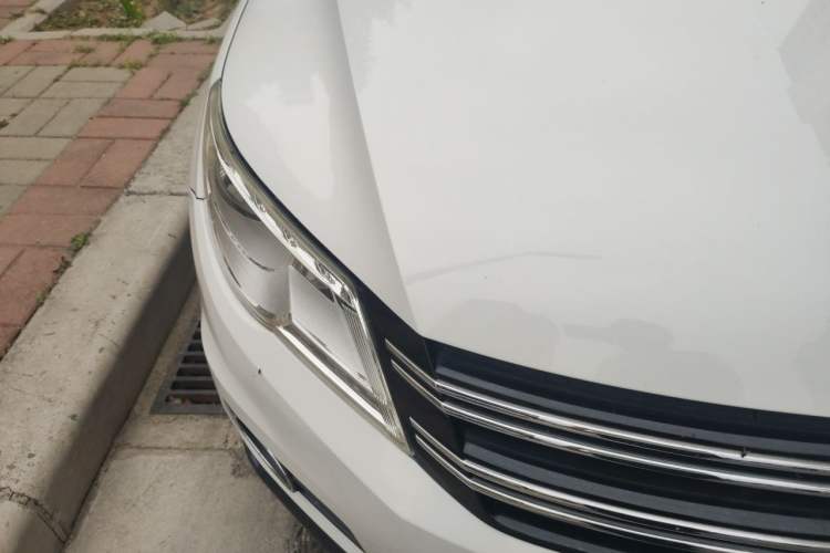 Used Volkswagen Tiguan 2012 1.8TSI Automatic All-Wheel Drive Elite Edition Right Front Headlight