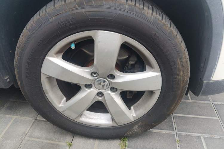 Used Volkswagen Tiguan 2012 1.8TSI Automatic Two-Wheel Drive Elite Edition Right Front Wheel Hub