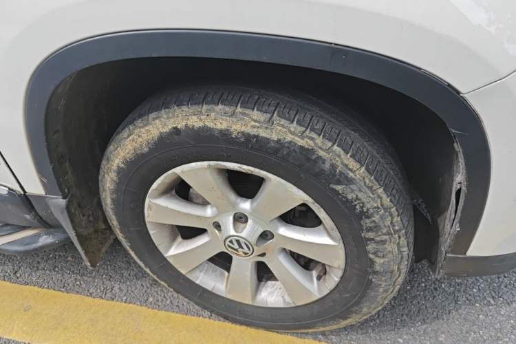 Used Volkswagen Tiguan 2012 1.8TSI Automatic Two-Wheel Drive Urban Edition Right Front Wheel Hub