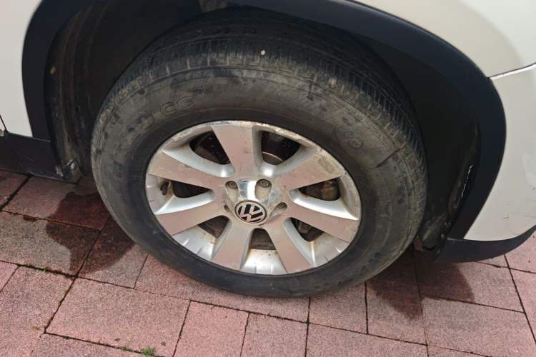 Used Volkswagen Tiguan 2012 1.8TSI Automatic All-Wheel Drive Fashion Edition Right Front Wheel Hub