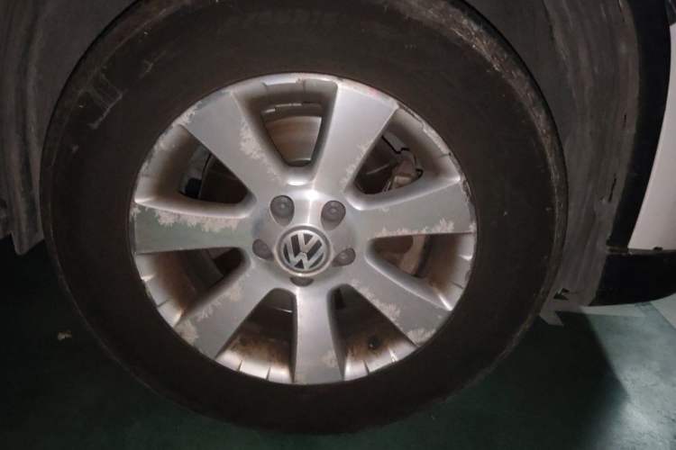 Used Volkswagen Tiguan 2012 1.8TSI Automatic Two-Wheel Drive Urban Edition Right Front Wheel Hub