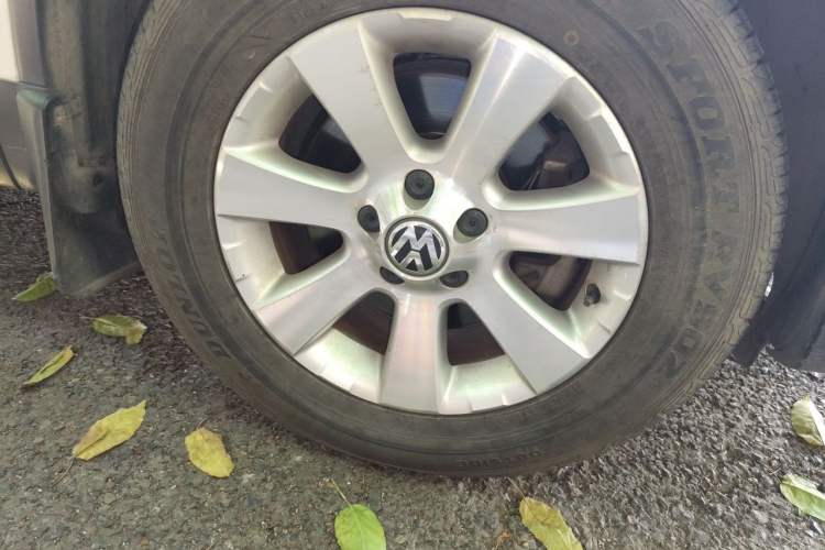 Used Volkswagen Tiguan 2012 1.8TSI Manual Two-Wheel Drive Urban Edition Right Front Wheel Hub