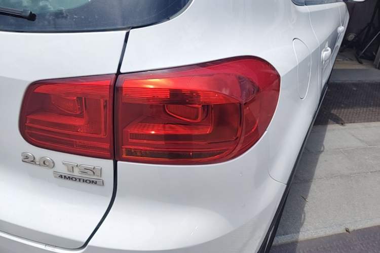 Used Volkswagen Tiguan 2012 2.0 TSI Comfort Edition Right Rear Taillight