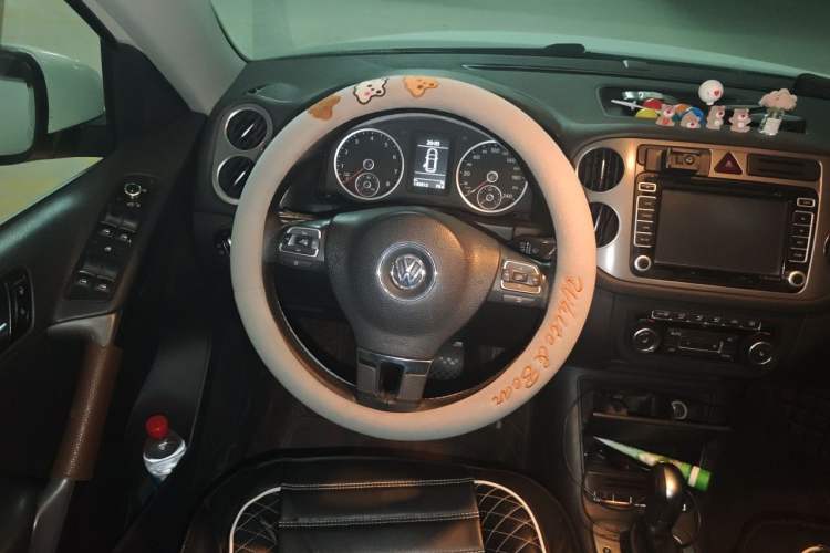 Used Volkswagen Tiguan 2012 1.8TSI Automatic All-Wheel Drive Elite Edition Steering Wheel