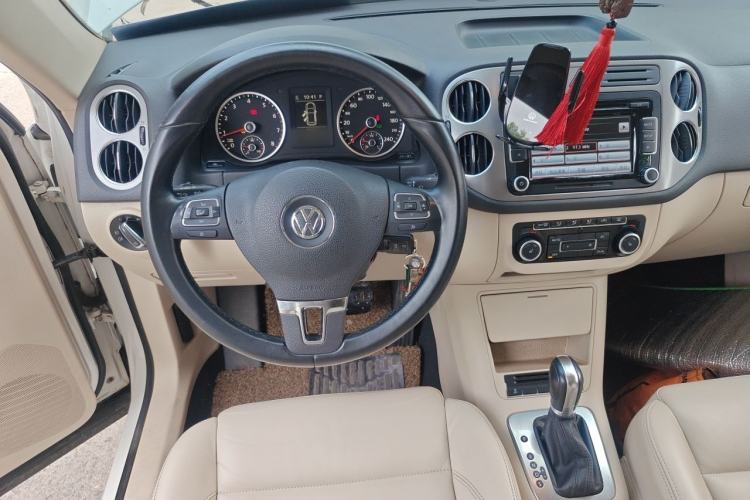 Used Volkswagen Tiguan 2012 1.8TSI Automatic Two-Wheel Drive Elite Edition Steering Wheel