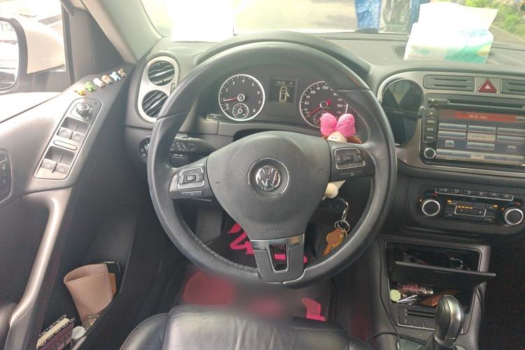 Used Volkswagen Tiguan 2012 1.8TSI Automatic Two-Wheel Drive Trend Edition Steering Wheel