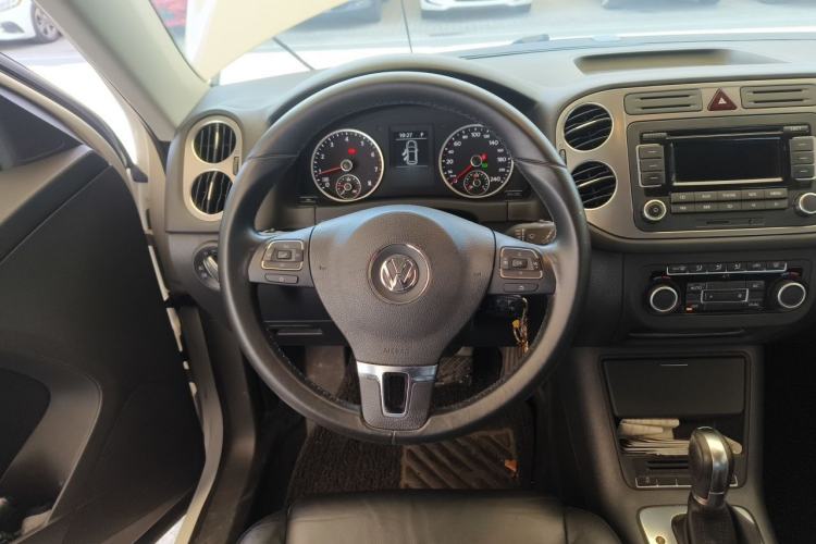 Used Volkswagen Tiguan 2012 1.8TSI Automatic Two-Wheel Drive Trend Edition Steering Wheel