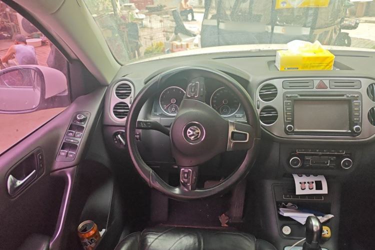 Used Volkswagen Tiguan 2012 2.0 TSI Automatic All-Wheel Drive Elite Edition Steering Wheel