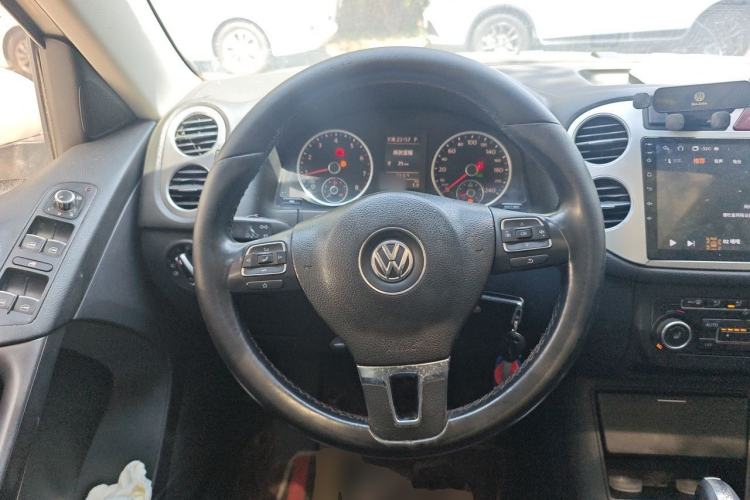 Used Volkswagen Tiguan 2012 1.8TSI Automatic All-Wheel Drive Elite Edition Steering Wheel