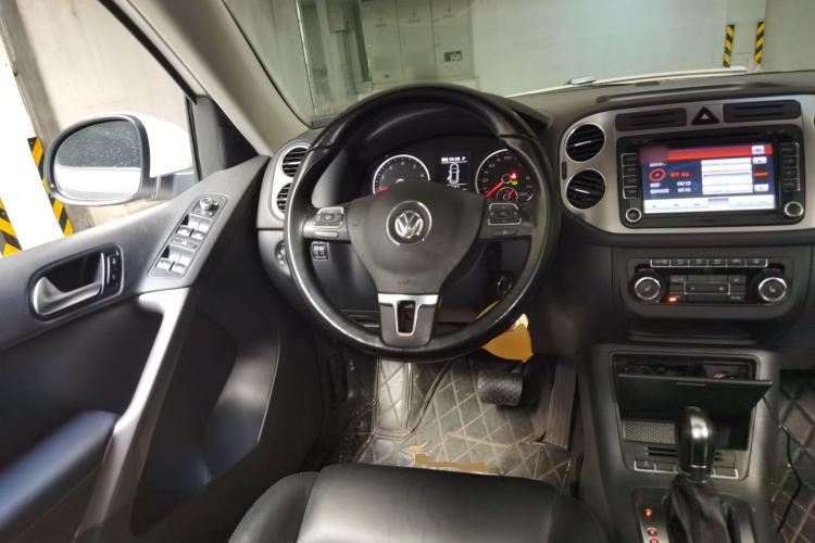Used Volkswagen Tiguan 2012 1.8TSI Automatic All-Wheel Drive Elite Edition Steering Wheel