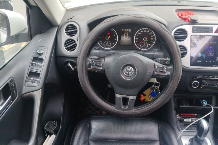 Used Volkswagen Tiguan 2012 1.8TSI Automatic Two-Wheel Drive Elite Edition Steering Wheel