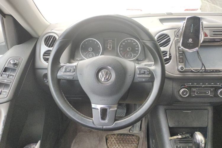 Used Volkswagen Tiguan 2012 1.8TSI Automatic All-Wheel Drive Elite Edition Steering Wheel