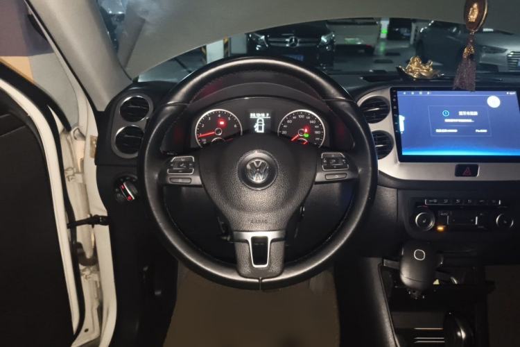 Used Volkswagen Tiguan 2012 1.8TSI Automatic All-Wheel Drive Elite Edition Steering Wheel