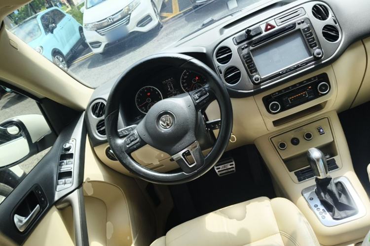 Used Volkswagen Tiguan 2012 1.8TSI Automatic Two-Wheel Drive Elite Edition Steering Wheel