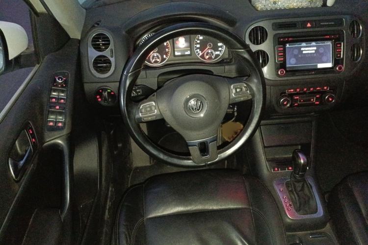 Used Volkswagen Tiguan 2012 2.0 TSI Luxury Edition Steering Wheel