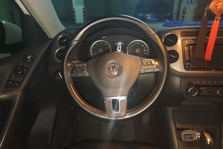 Used Volkswagen Tiguan 2012 1.8TSI Automatic Two-Wheel Drive Elite Edition Steering Wheel