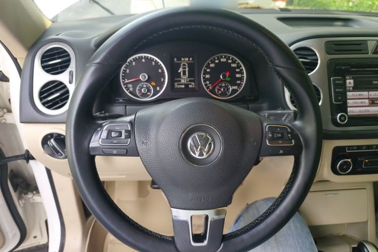 Used Volkswagen Tiguan 2012 1.8TSI Automatic All-Wheel Drive Elite Edition Steering Wheel