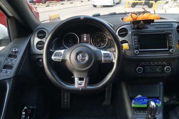 Used Volkswagen Tiguan 2012 2.0 TSI Luxury Edition Steering Wheel