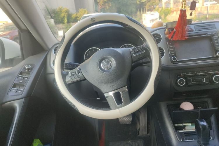 Used Volkswagen Tiguan 2012 1.8TSI Automatic All-Wheel Drive Elite Edition Steering Wheel