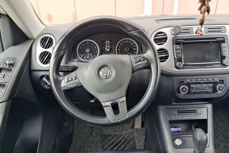 Used Volkswagen Tiguan 2012 1.8TSI Automatic All-Wheel Drive Elite Edition Steering Wheel