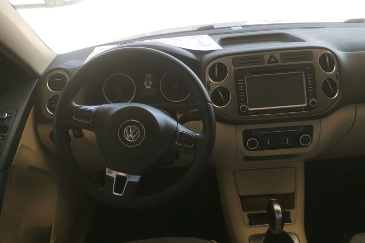 Used Volkswagen Tiguan 2012 1.8TSI Automatic Two-Wheel Drive Trend Edition Steering Wheel
