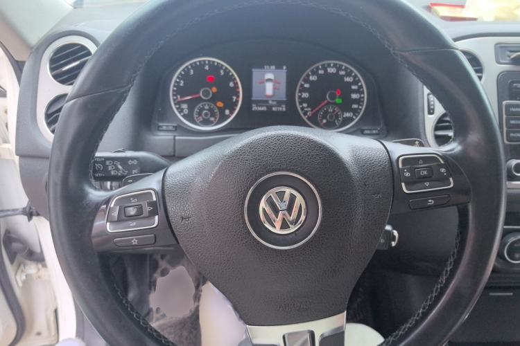 Used Volkswagen Tiguan 2012 1.8TSI Automatic Two-Wheel Drive Elite Edition Steering Wheel