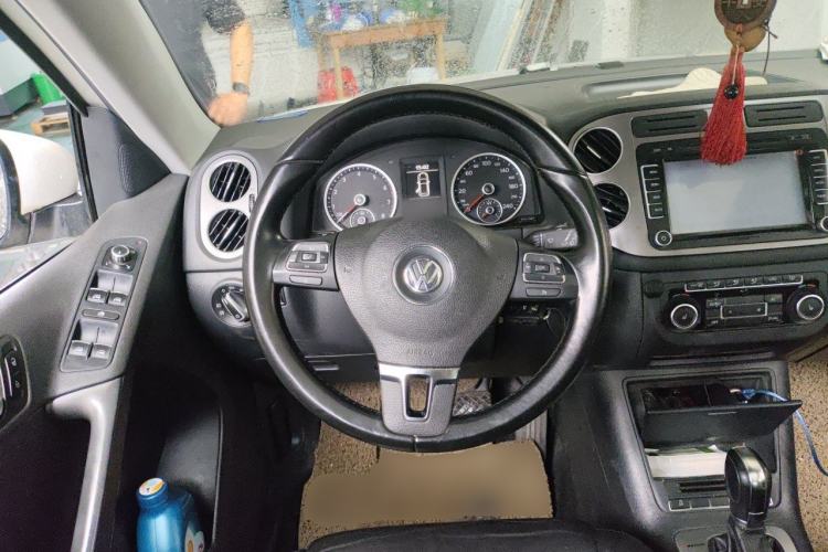 Used Volkswagen Tiguan 2012 1.8TSI Automatic All-Wheel Drive Elite Edition Steering Wheel