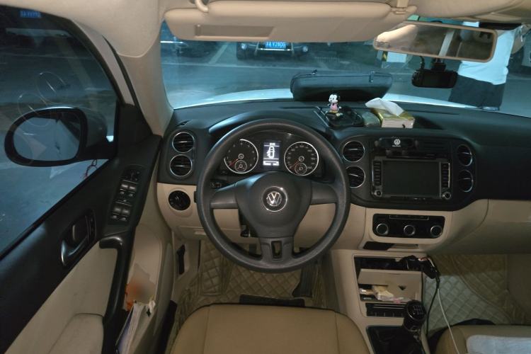 Used Volkswagen Tiguan 2012 1.8TSI Manual Two-Wheel Drive Urban Edition Steering Wheel