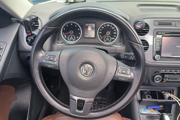 Used Volkswagen Tiguan 2012 2.0 TSI Comfort Edition Steering Wheel