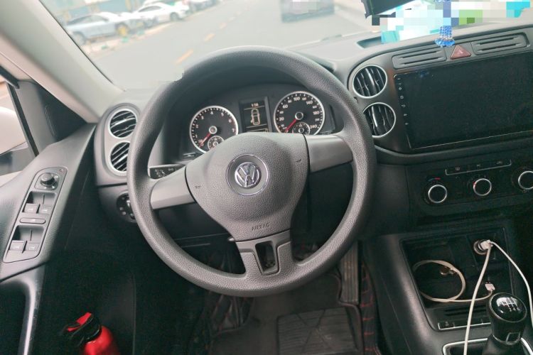 Used Volkswagen Tiguan 2012 1.8TSI Manual Two-Wheel Drive Urban Edition Steering Wheel
