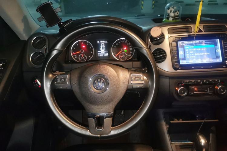 Used Volkswagen Tiguan 2012 1.8TSI Automatic Two-Wheel Drive Elite Edition Steering Wheel