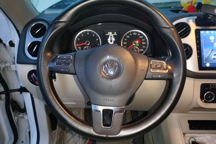 Used Volkswagen Tiguan 2012 1.8TSI Automatic All-Wheel Drive Elite Edition Steering Wheel