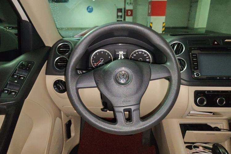 Used Volkswagen Tiguan 2012 1.8TSI Automatic Two-Wheel Drive Urban Edition Steering Wheel