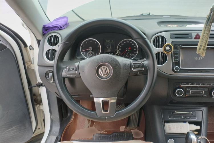 Used Volkswagen Tiguan 2012 2.0 TSI Automatic All-Wheel Drive Flagship Edition Steering Wheel