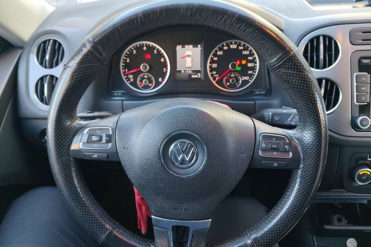 Used Volkswagen Tiguan 2012 2.0 TSI Comfort Edition Steering Wheel