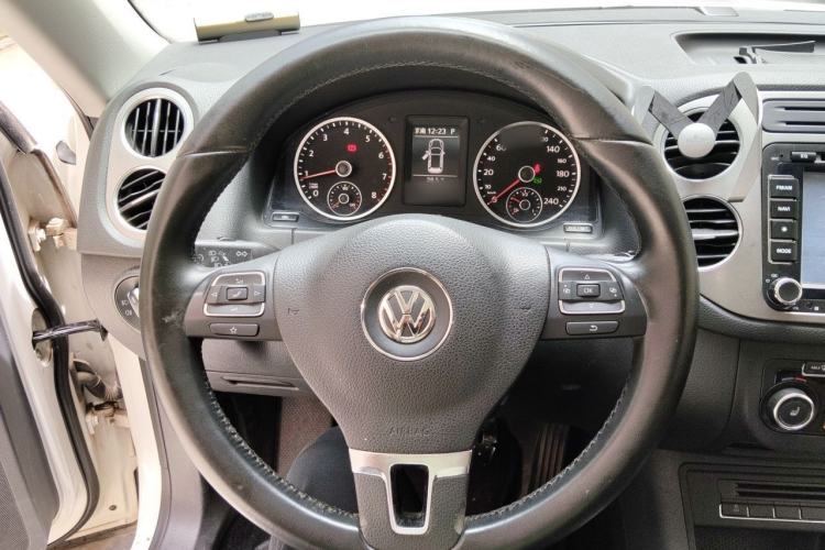 Used Volkswagen Tiguan 2012 1.8TSI Automatic All-Wheel Drive Elite Edition Steering Wheel