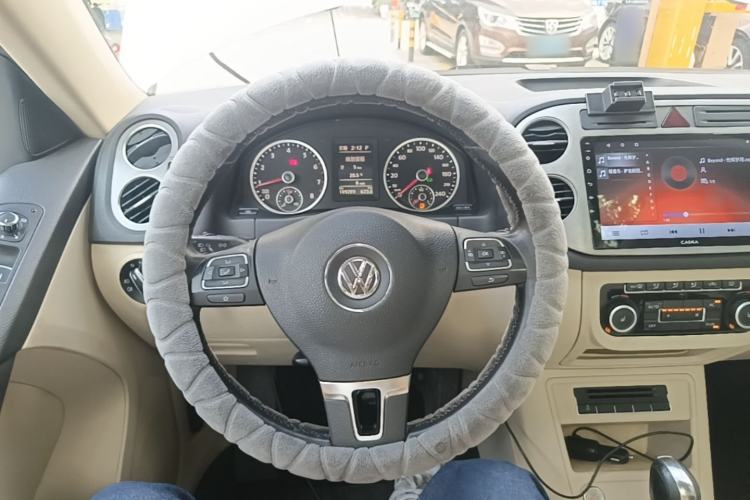 Used Volkswagen Tiguan 2012 1.8TSI Automatic All-Wheel Drive Elite Edition Steering Wheel