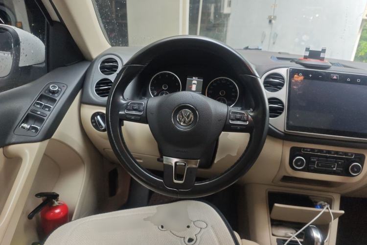 Used Volkswagen Tiguan 2012 2.0 TSI Comfort Edition Steering Wheel