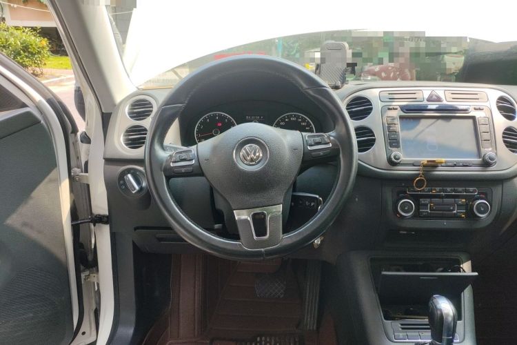 Used Volkswagen Tiguan 2012 1.8TSI Automatic All-Wheel Drive Elite Edition Steering Wheel