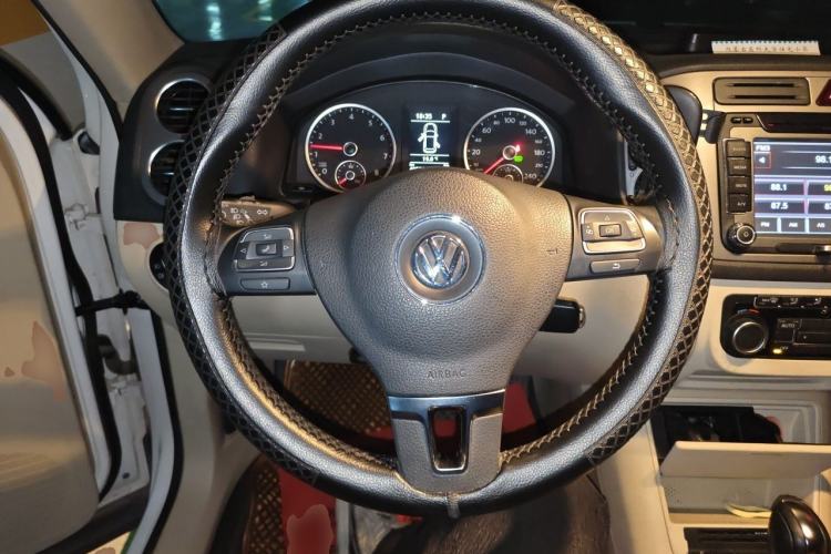 Used Volkswagen Tiguan 2012 1.8TSI Automatic All-Wheel Drive Fashion Edition Steering Wheel