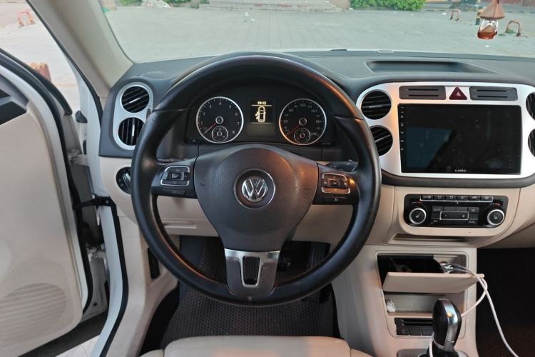 Used Volkswagen Tiguan 2012 1.8TSI Automatic All-Wheel Drive Elite Edition Steering Wheel