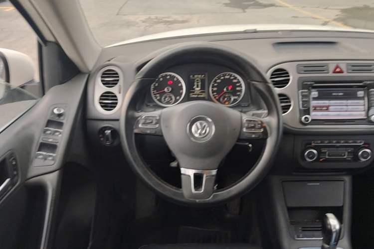 Used Volkswagen Tiguan 2012 1.8TSI Automatic All-Wheel Drive Elite Edition Steering Wheel