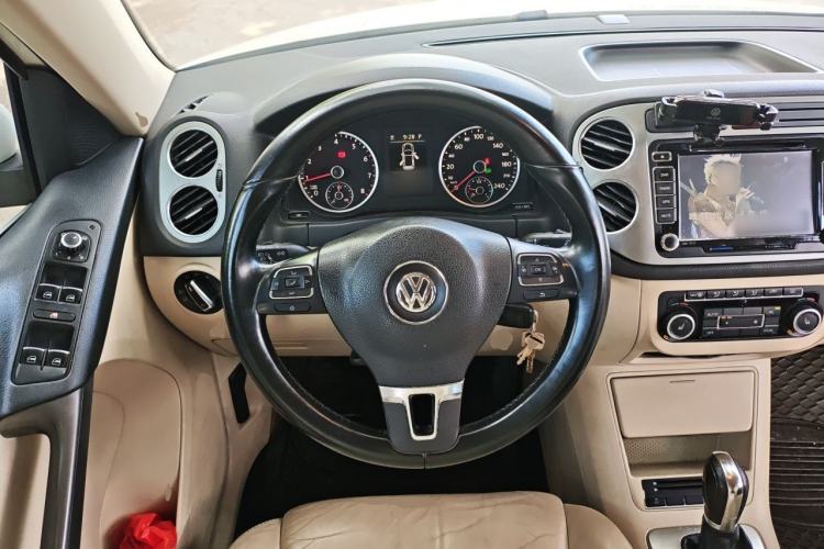 Used Volkswagen Tiguan 2012 1.8TSI Automatic Two-Wheel Drive Elite Edition Steering Wheel