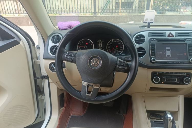 Used Volkswagen Tiguan 2012 1.8TSI Automatic All-Wheel Drive Elite Edition Steering Wheel