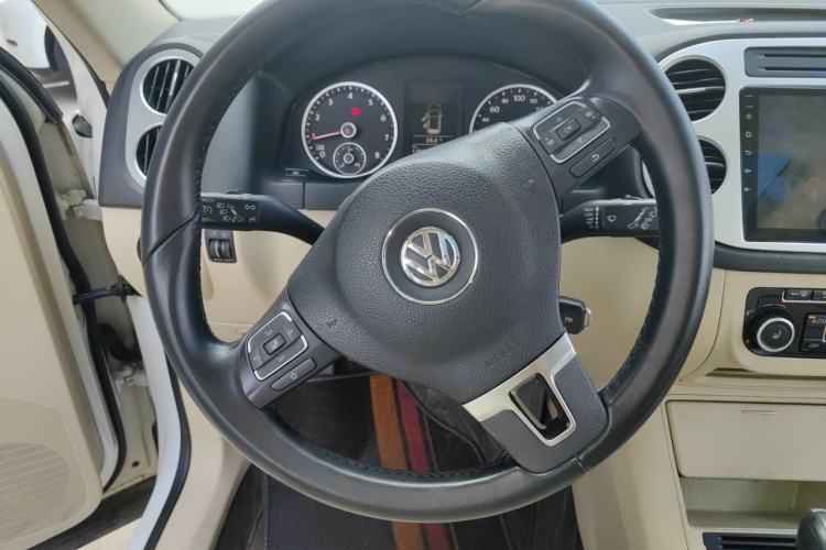 Used Volkswagen Tiguan 2012 1.8TSI Automatic All-Wheel Drive Elite Edition Steering Wheel