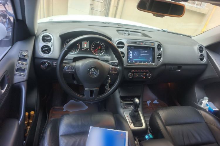 Used Volkswagen Tiguan 2012 2.0 TSI Comfort Edition Steering Wheel
